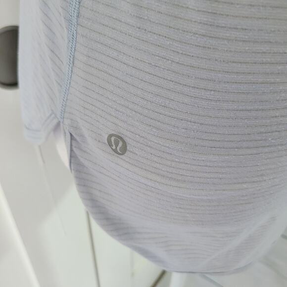 Lululemon athletica Size EST 2 105 F Singlet Racerback Tank Blue Micro Stripe - Picture 3 of 6